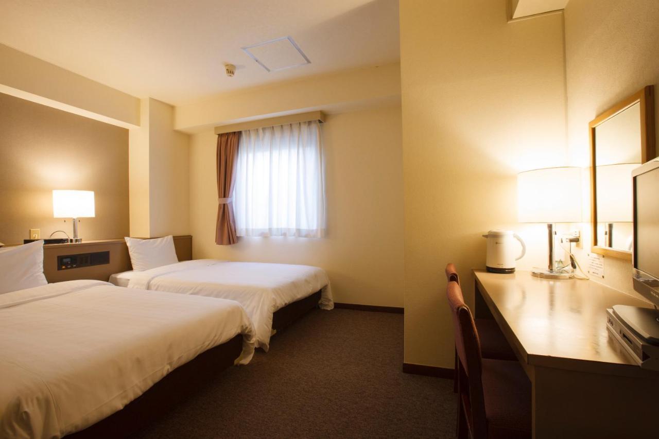 Sankei City Hotel سيبَ المظهر الخارجي الصورة